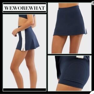 NWT WeWoreWhat Active Skort | Size M I Navy Blue White Stripe I Tennis